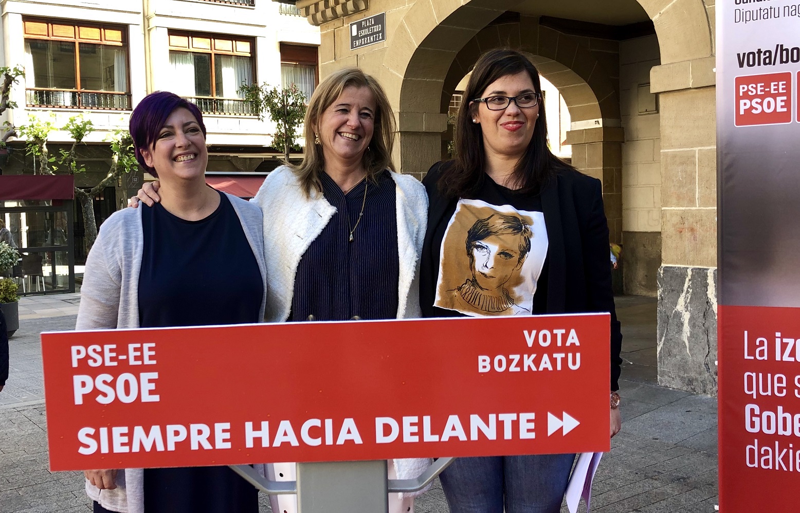Acto Igualdad en Getxo, con Teresa Laespada, Eider Gardiazabal y Carmen Díaz